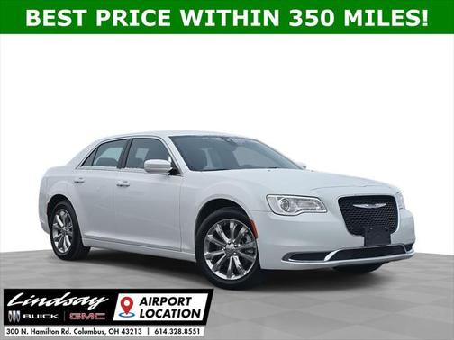 2022 Chrysler 300 Touring