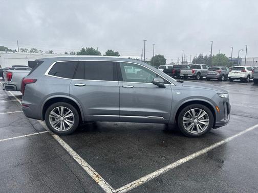 Satin Steel Metallic 2022 Cadillac XT6 Premium Luxury AWD