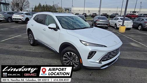 Iridescent White Tricoat 2026 Buick Envision Preferred AWD