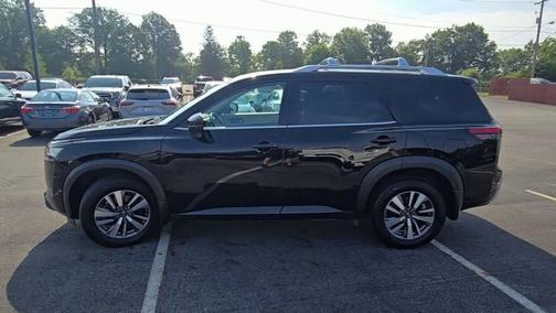 Super Black 2023 Nissan Pathfinder SL 4WD