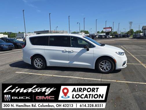 Bright White Clearcoat 2025 Chrysler Pacifica L