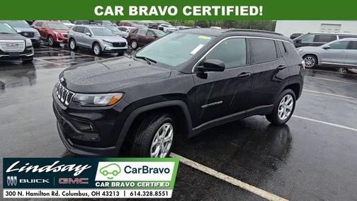 Diamond Black Crystal Pearlcoat 2024 Jeep Compass Latitude