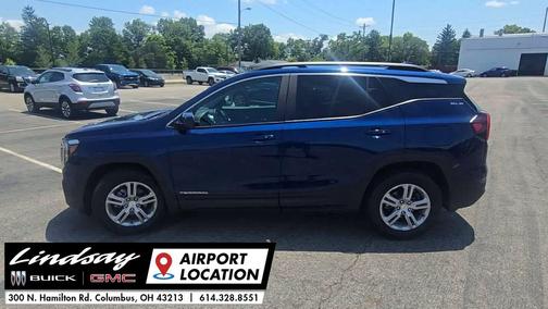 Marine Metallic 2022 GMC Terrain SLE