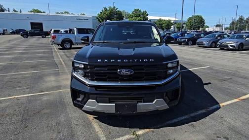Agate Black Metallic 2025 Ford Expedition Max Platinum