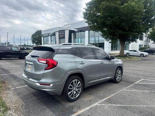 Sterling Metallic 2024 GMC Terrain Denali