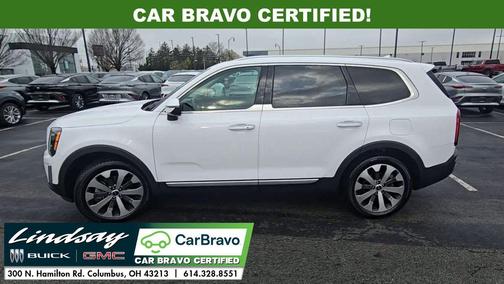 Glacial White Pearl 2022 Kia Telluride S
