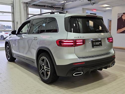 2025 Mercedes-Benz GLB 250 4MATIC