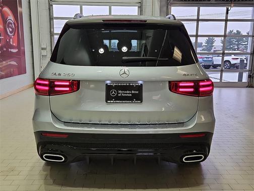 2025 Mercedes-Benz GLB 250 4MATIC