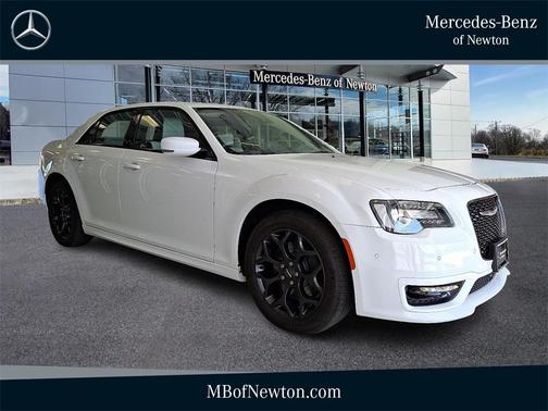 2019 Chrysler 300 S