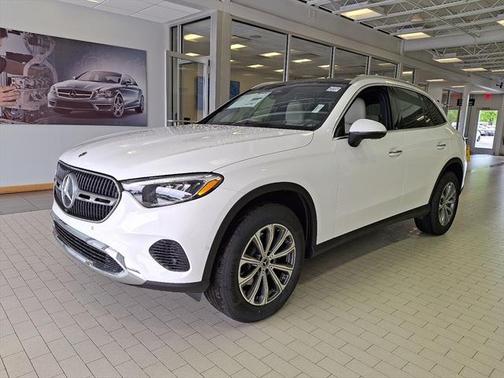 2025 Mercedes-Benz GLC 300 4MATIC