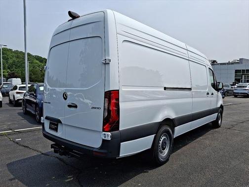 2025 Mercedes-Benz Sprinter 2500 High Roof