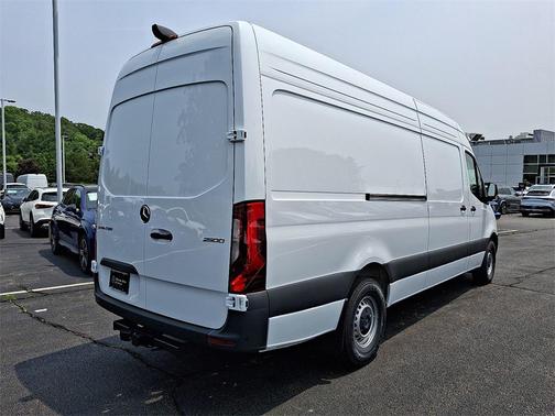 2025 Mercedes-Benz Sprinter 2500 High Roof
