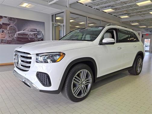 2026 Mercedes-Benz GLS 450 4MATIC