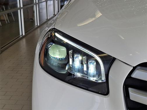 2026 Mercedes-Benz GLS 450 4MATIC