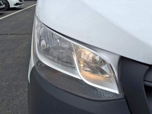 2025 Mercedes-Benz Sprinter 2500 Standard Roof