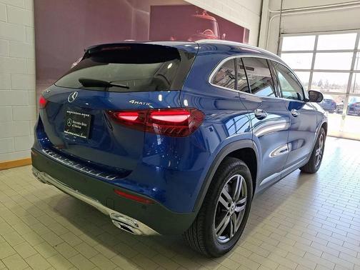 Starling Blue Metallic 2025 Mercedes-Benz GLA 250 4MATIC