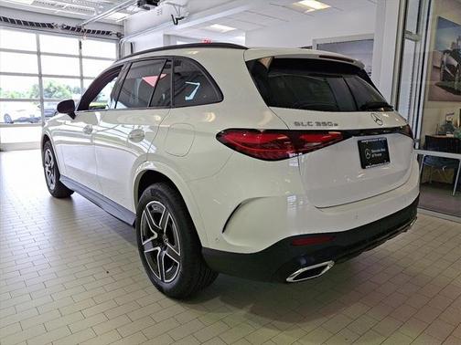 2025 Mercedes-Benz GLC 350e Base