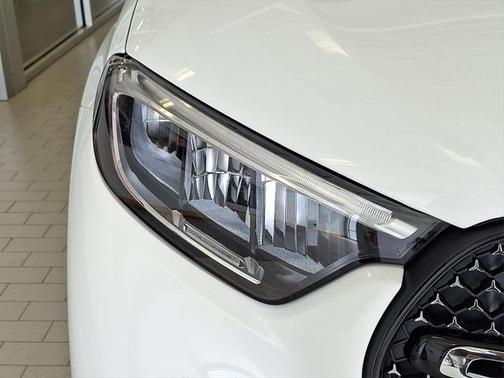 2025 Mercedes-Benz GLC 350e Base