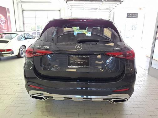 2026 Mercedes-Benz GLC 300 4MATIC