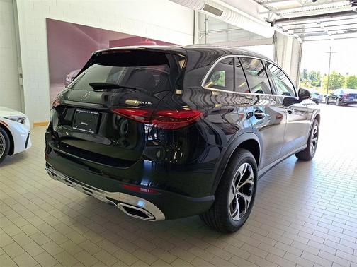 2026 Mercedes-Benz GLC 350e Base
