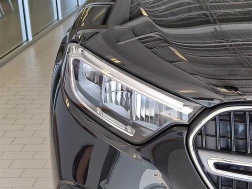 2026 Mercedes-Benz GLC 350e Base