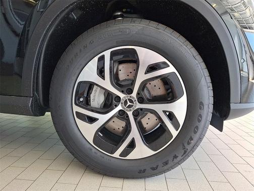 2026 Mercedes-Benz GLC 350e Base