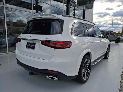 2026 Mercedes-Benz GLS 450 4MATIC