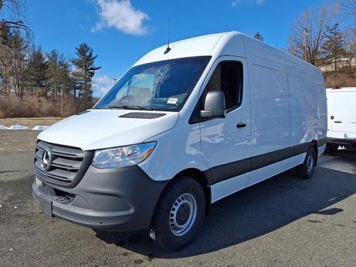 2025 Mercedes-Benz Sprinter 2500 High Roof