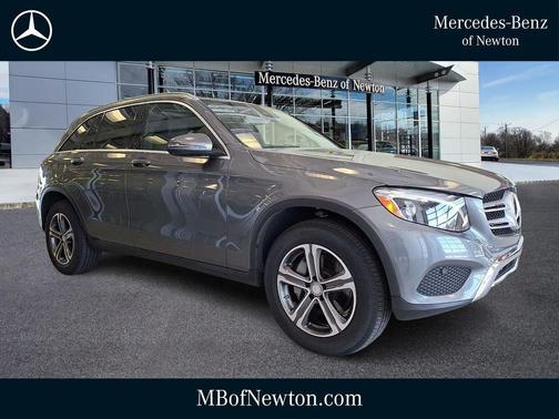 Selenite Grey Metallic 2016 Mercedes-Benz GLC 300 4MATIC