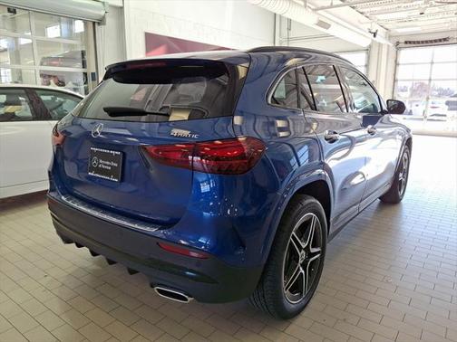 2025 Mercedes-Benz GLA 250 4MATIC