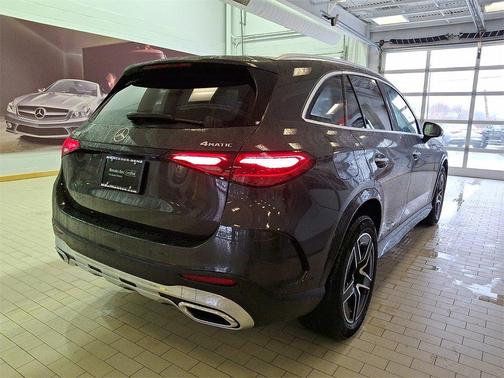 2025 Mercedes-Benz GLC 300 4MATIC