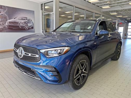2025 Mercedes-Benz GLC 350e Base