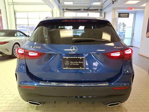 2025 Mercedes-Benz GLA 250 4MATIC