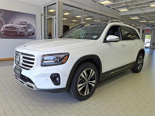 2025 Mercedes-Benz GLB 250 4MATIC