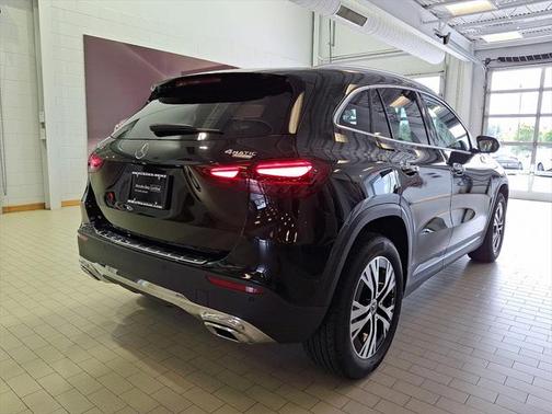 2025 Mercedes-Benz GLA 250 4MATIC