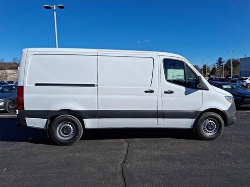 2025 Mercedes-Benz Sprinter 2500 Standard Roof
