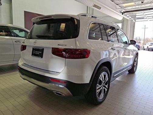 2025 Mercedes-Benz GLB 250 4MATIC