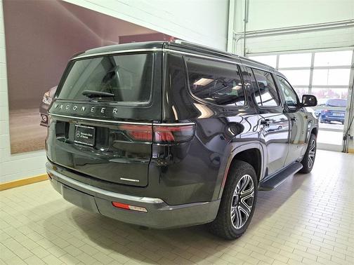 2022 Jeep Wagoneer Series III 4x4