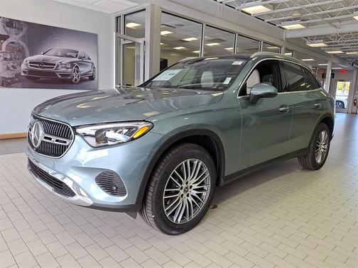 2026 Mercedes-Benz GLC 300 4MATIC