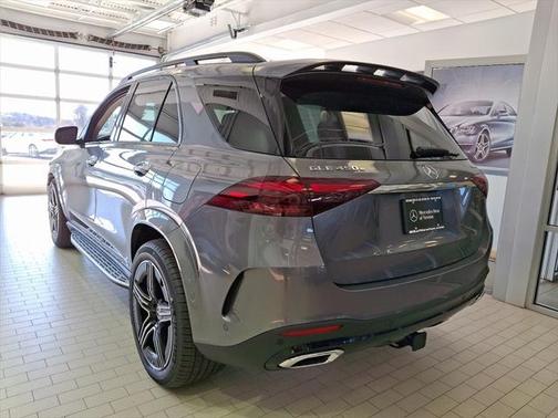 2025 Mercedes-Benz GLE 450e 4MATIC