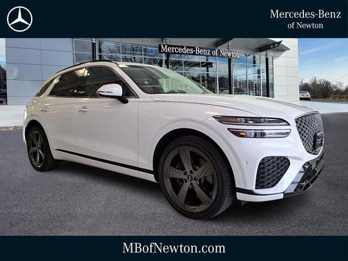 Alta White 2025 Genesis GV70 3.5T AWD Sport