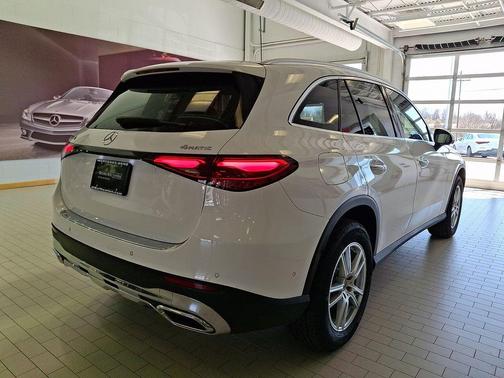 2023 Mercedes-Benz GLC 300 4MATIC