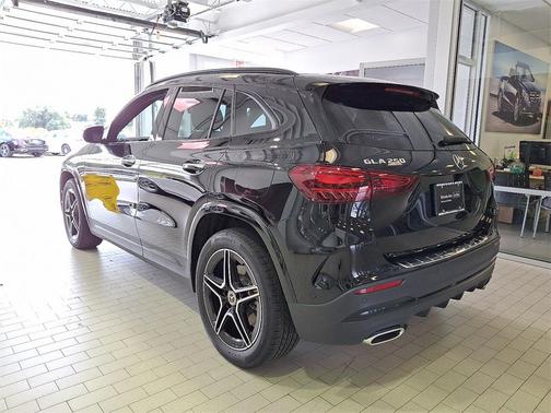 2025 Mercedes-Benz GLA 250 4MATIC
