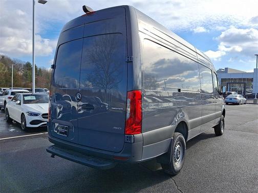 2025 Mercedes-Benz Sprinter 2500 High Roof