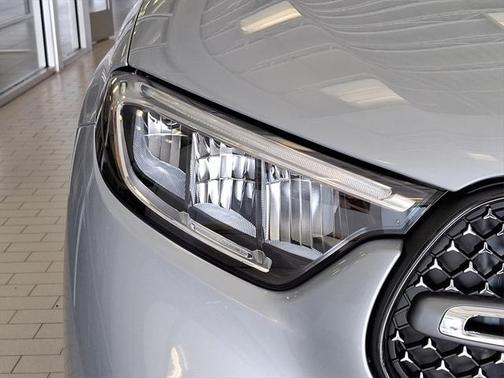 2025 Mercedes-Benz GLC 350e Base