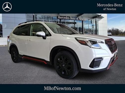 Crystal White Pearl 2023 Subaru Forester Sport