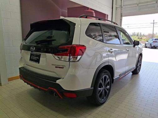 Crystal White Pearl 2023 Subaru Forester Sport