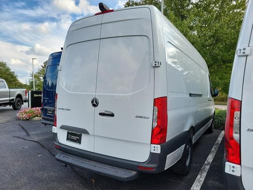 2025 Mercedes-Benz Sprinter 2500 High Roof