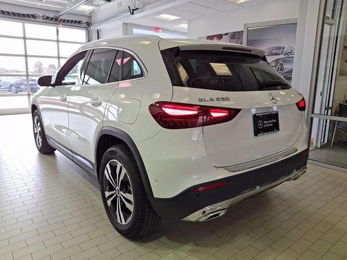 2026 Mercedes-Benz GLA 250 4MATIC