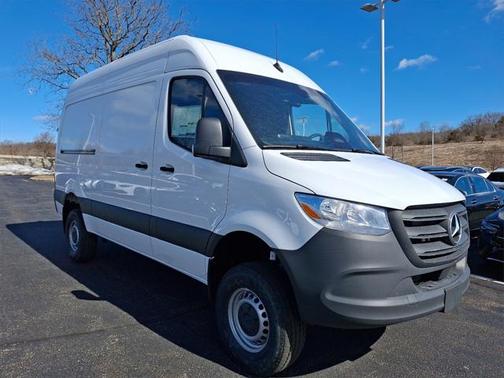 2025 Mercedes-Benz Sprinter 2500 Standard Roof